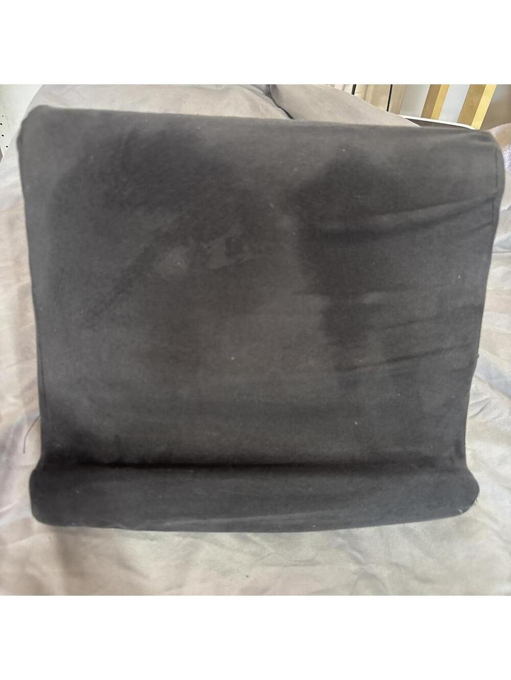 Black Pillow Pad